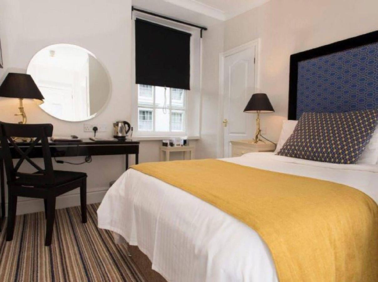 Hotel The Bear, Cowbridge Zewnętrze zdjęcie